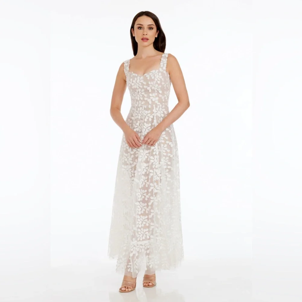 Dress the Population Anabel Sweetheart Embroidered Gown